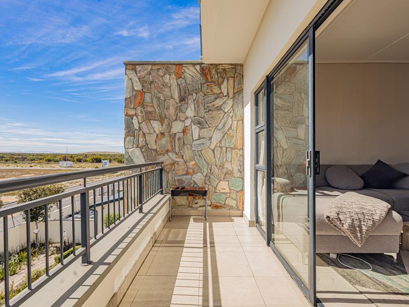 1 Bedroom Property for Sale in Sandown Western Cape
